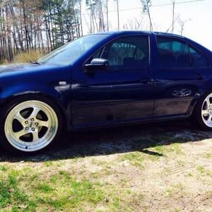 Meet your Posher, Yiyo